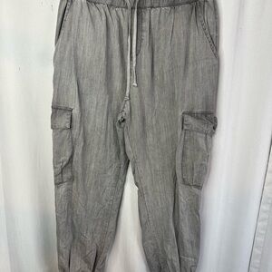 Mahina Gray Cargo Pants with Elastic Waistband size Medium EUC